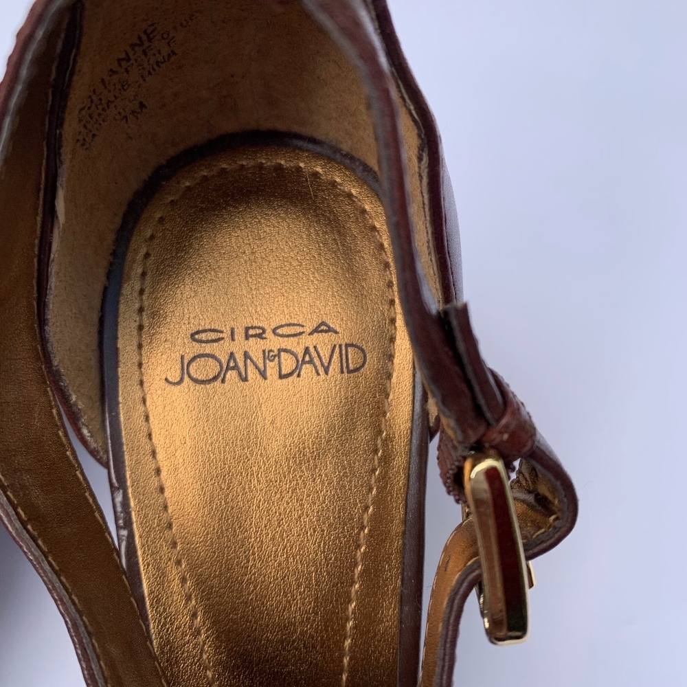 Circa Joan & David Women’s Brown Leather Wedge Sandals Size 7M - Picture 4 of 6